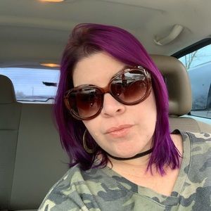 Meet your Posher, Gisela